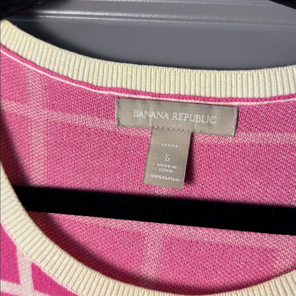 Banana Republic Pink Windowpane Peplum Sweater | Size Small - Picture 2 of 7
